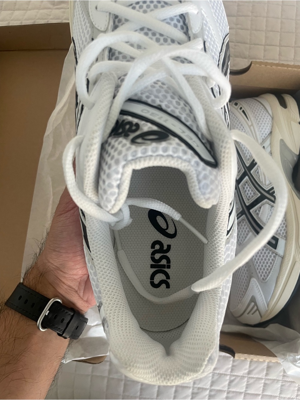 Asics GEL-1130 Men's White with Gray Accent Running Shoes - Picture 3 of 8